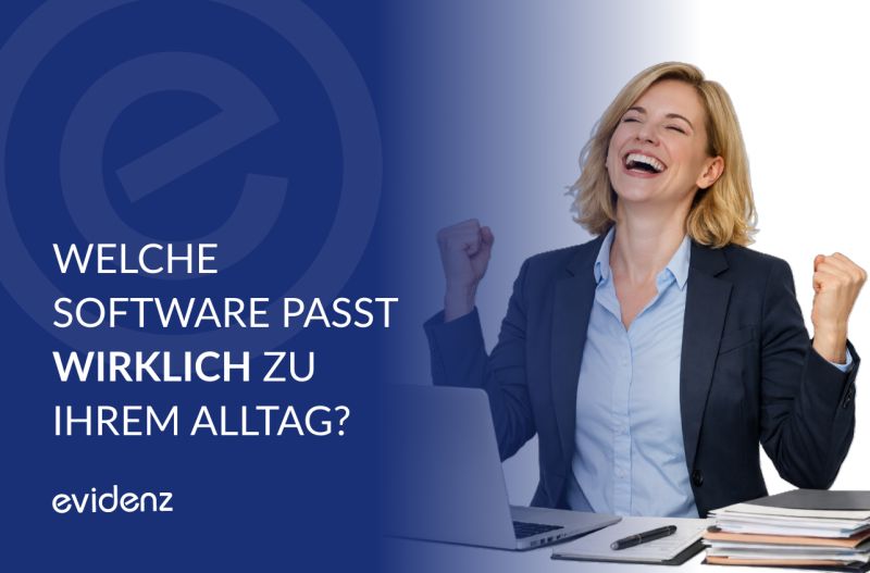 Businesswoman celebrating at a desk with a laptop; German headline asks which software fits your daily routine; evidenz branding.